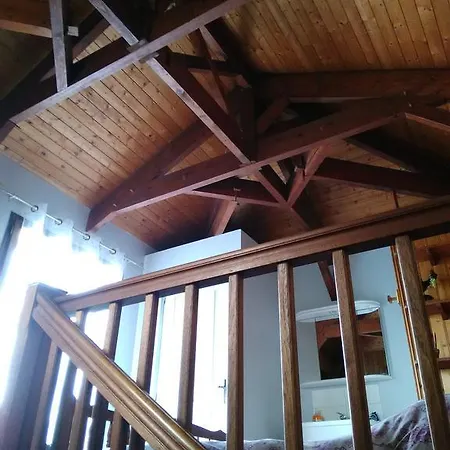 Chambre Chez l'Habitant Alloggio in famiglia Ambares-et-Lagrave